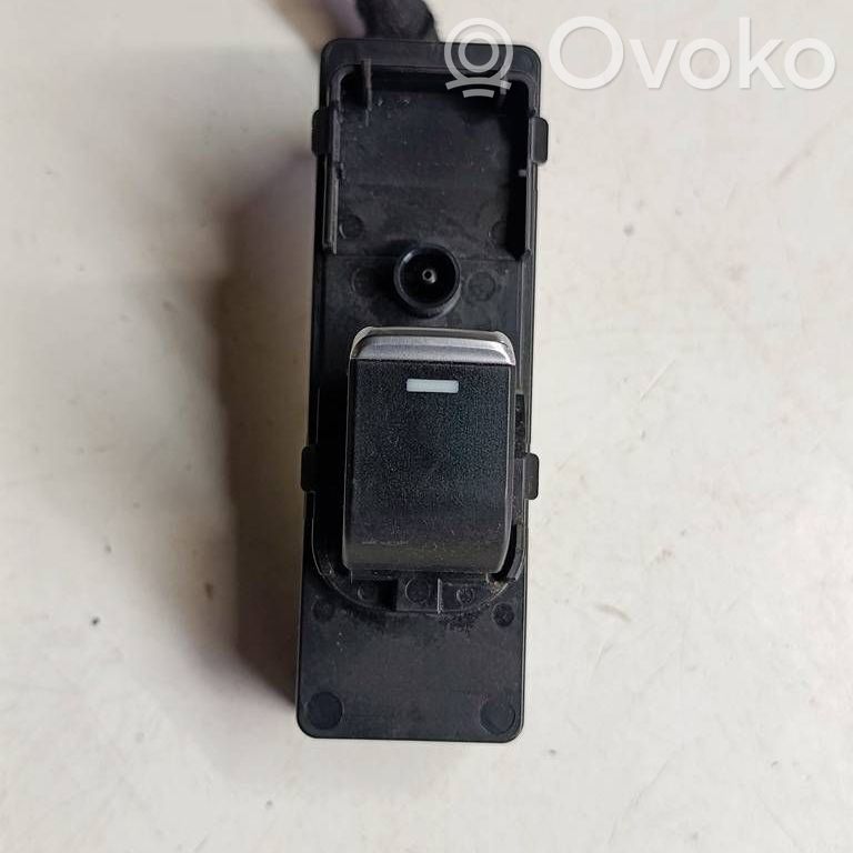 Electric window control switch   KA1F66370U4,KA1F66370,5AB005ED03