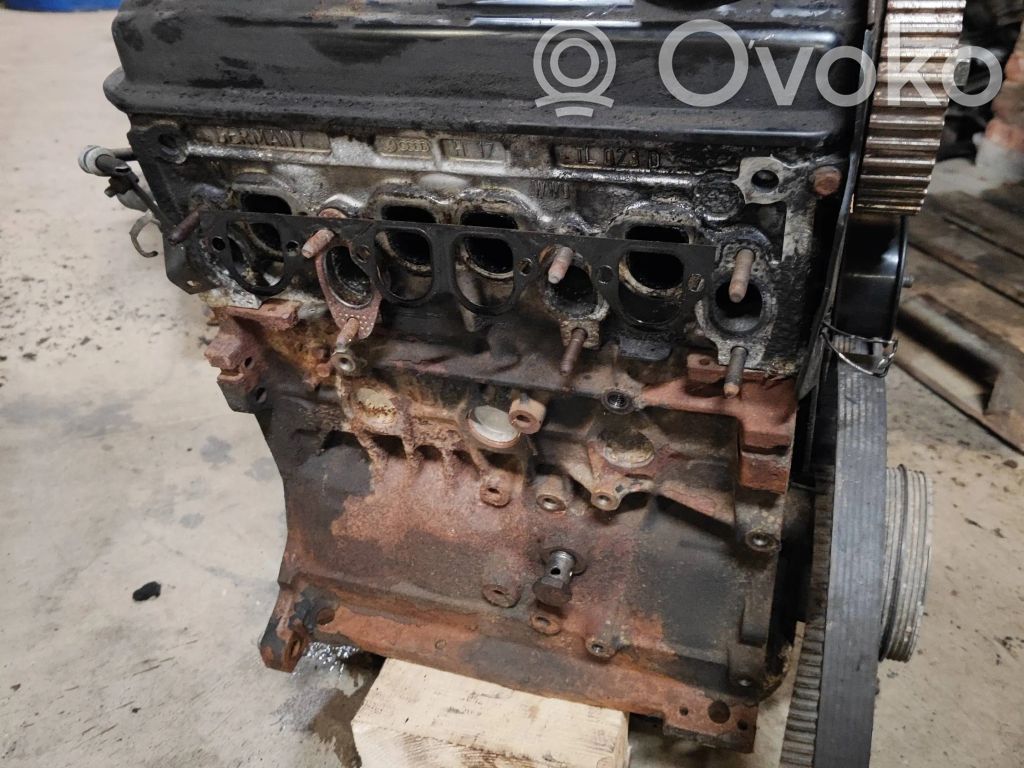 Volkswagen PASSAT B5 Engine 