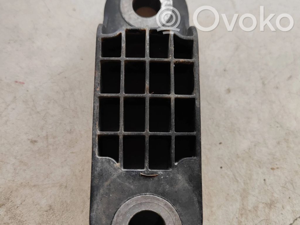 BMW 3 G20 G21 Sway bar bush bracket, front 
