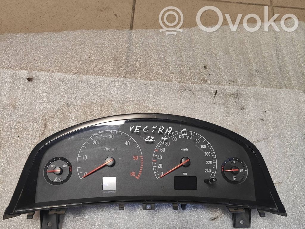 Opel Vectra C Speedometer (instrument cluster) 