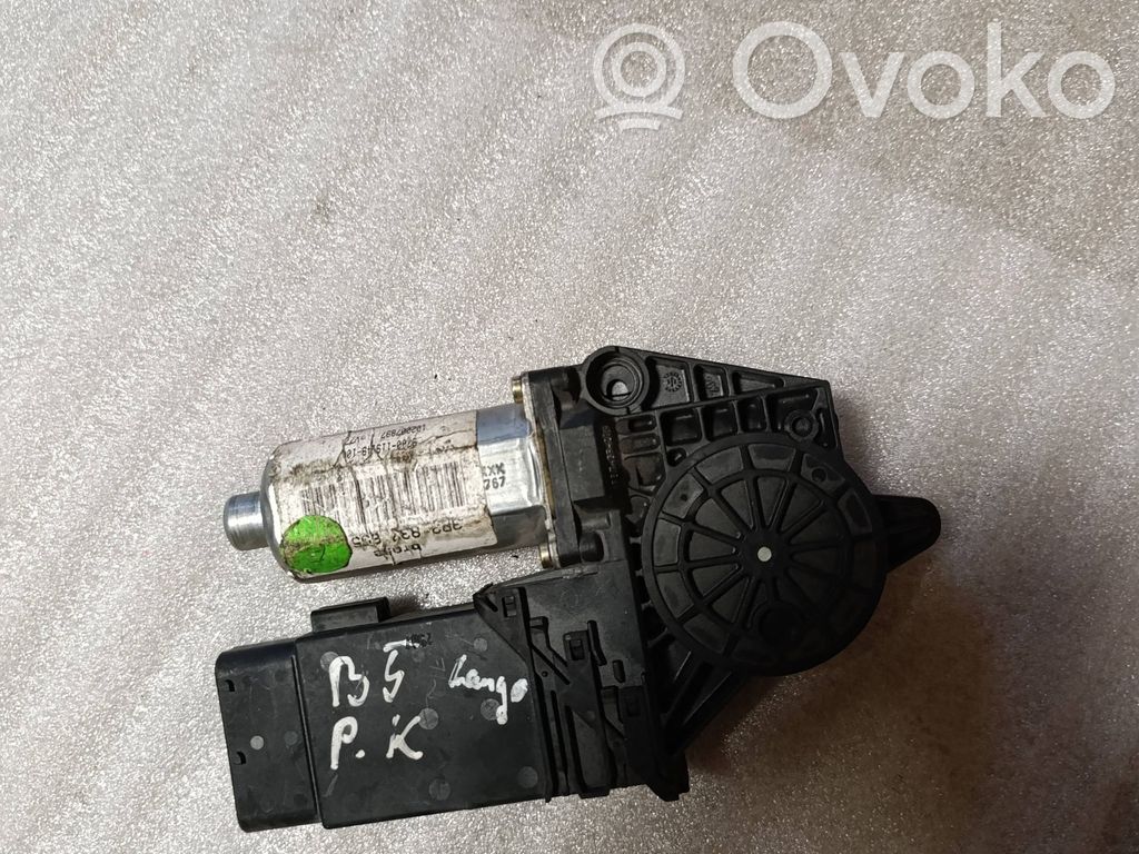 Volkswagen PASSAT B5 Motor macara geam ușă față 