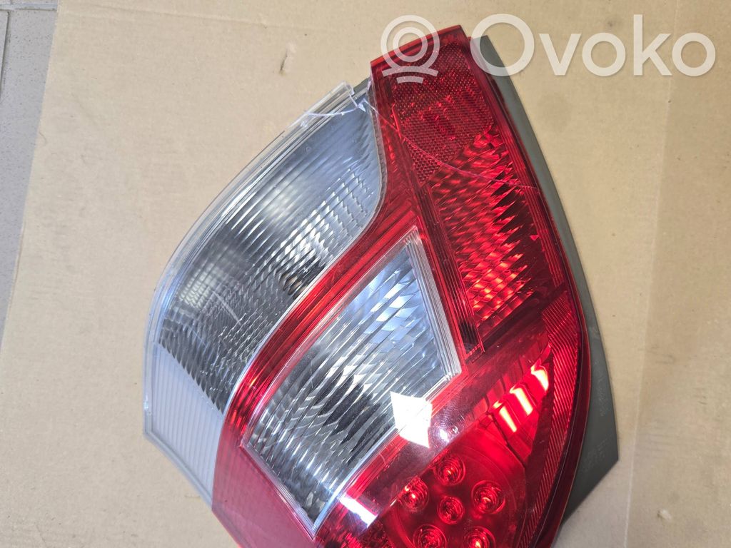 Toyota Yaris Galinis žibintas kėbule 