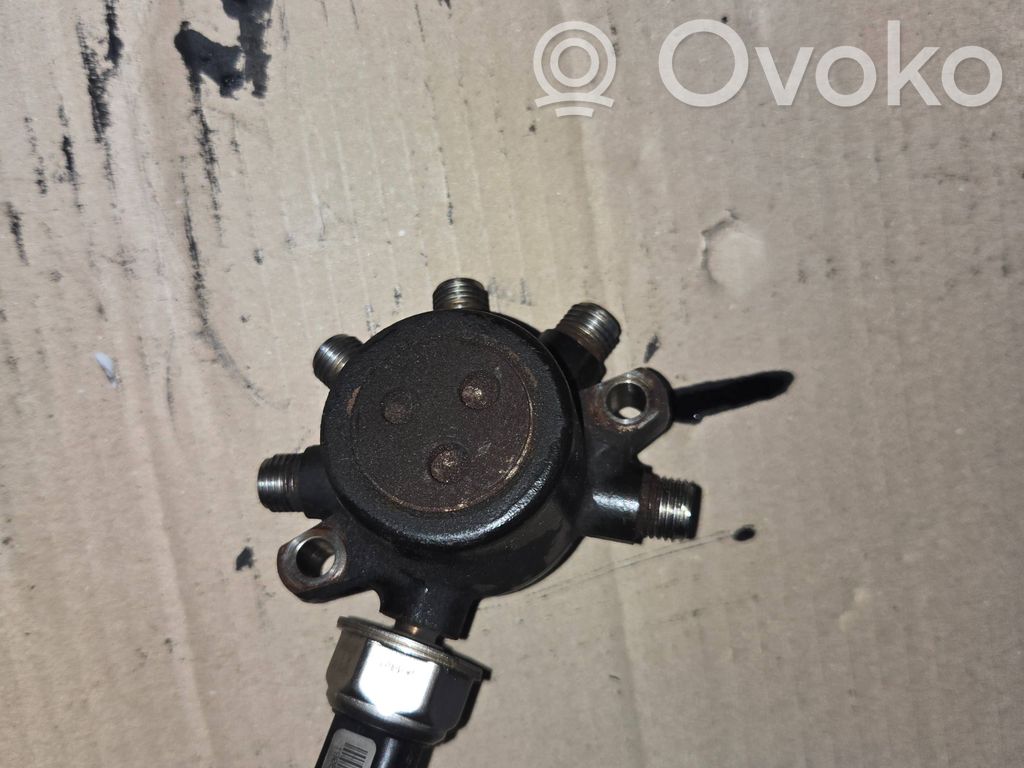 Fuel splitter   4M5Q9D280DB