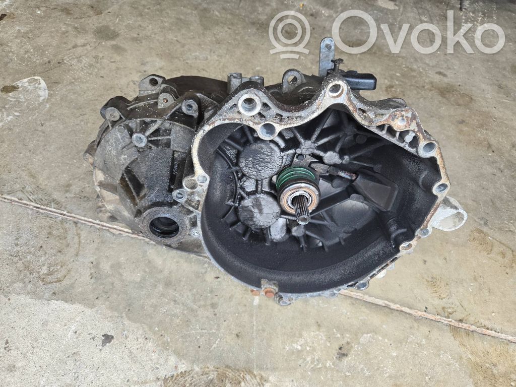 Volvo S70  V70  V70 XC Caja de cambios manual de 5 velocidades 