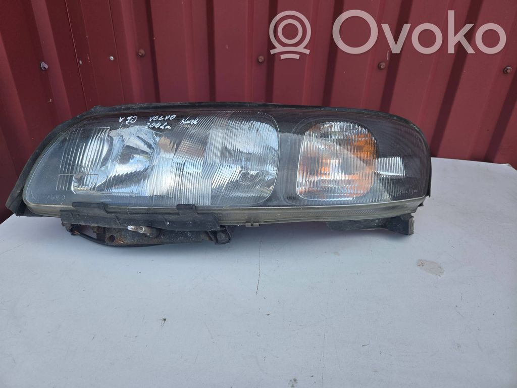 Scheinwerfer   89007907