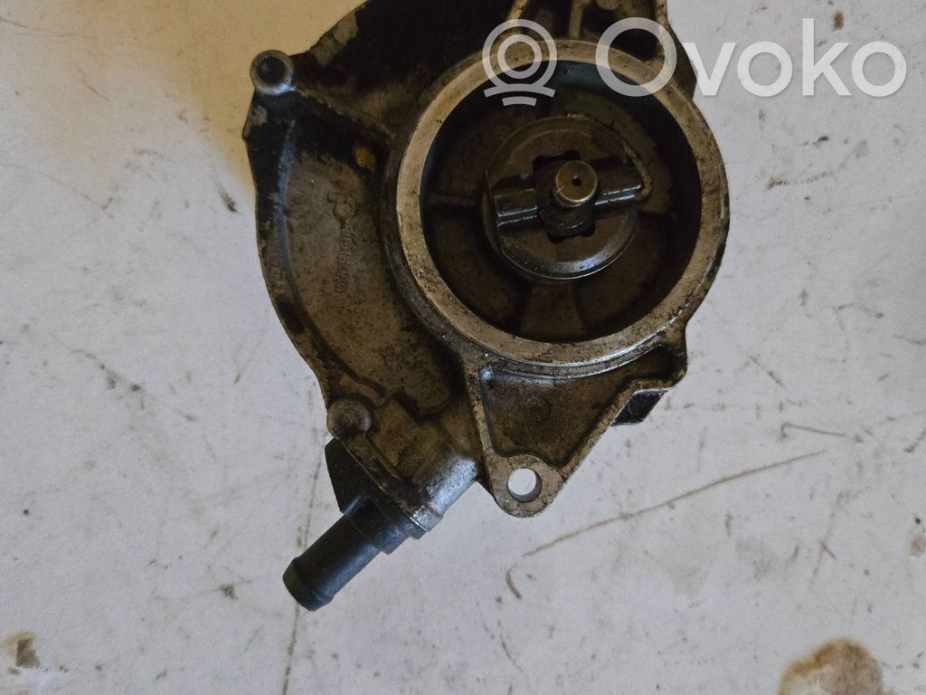 Audi A6 S6 C6 4F Vacuum pump 