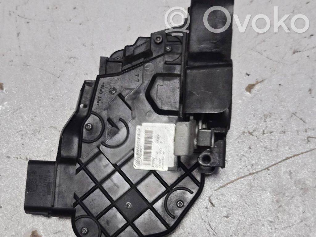 Ford Mondeo MK IV Priekšpusē slēdzene 