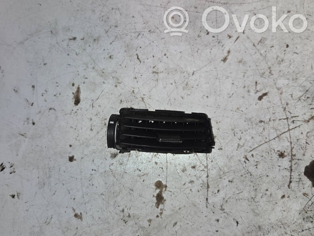 Toyota Corolla Verso E121 Grilă ventilație/ramă laterală bord 