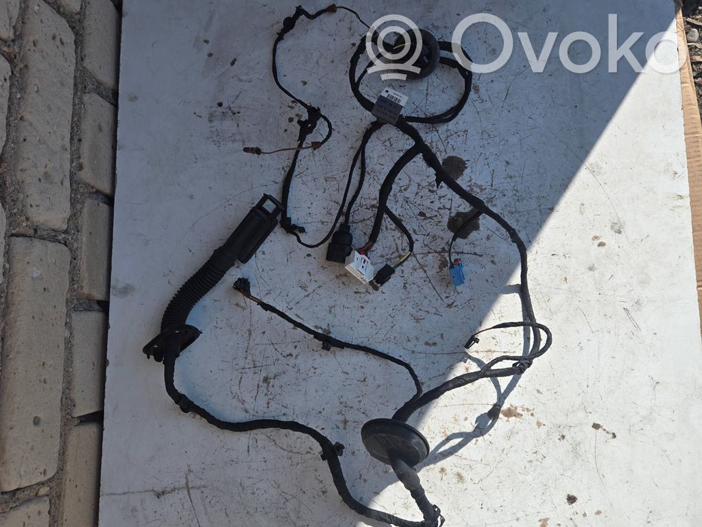 Wiązka przewodów drzwi przednich   8W0971029AN