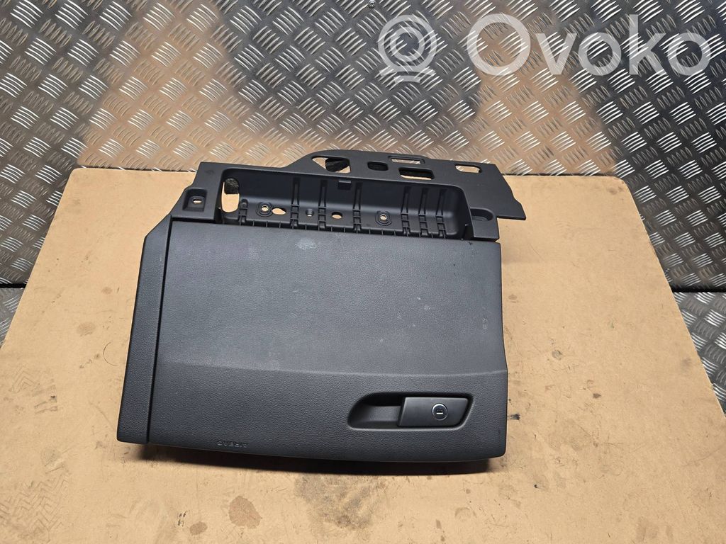 Audi A4 S4 B9 Juego guantera 
