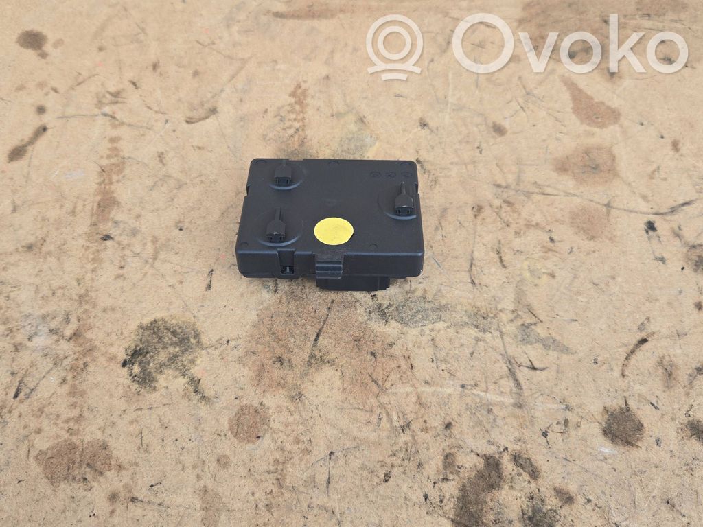 Audi A4 S4 B9 Unité de commande / module de toit ouvrant 