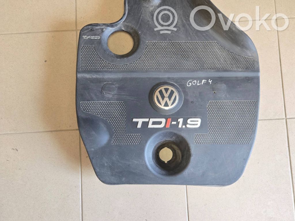 Volkswagen Golf IV Osłona górna silnika 