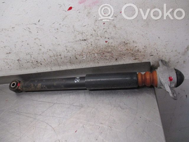 Volkswagen Jetta VI Stoßdämpfer hinten