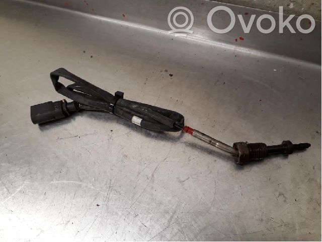 Volkswagen PASSAT B7 Pakokaasun lämpötila-anturi 