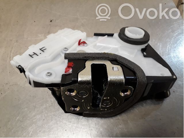 Toyota Yaris Türschloss vorne
