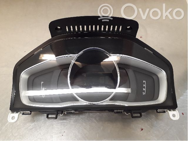 Volvo V60 Geschwindigkeitsmesser Cockpit