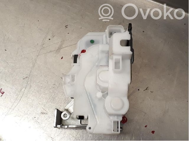 Opel Combo D Serrure de porte avant