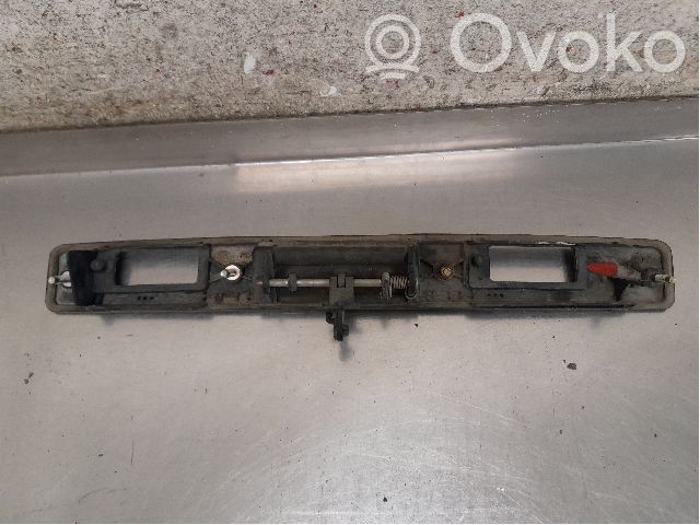 Volvo V70 Griff Taster Öffner Heckklappe Kofferraumdeckel 
