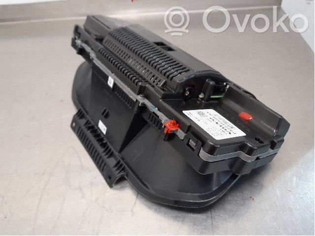 Volvo XC90 Tachimetro (quadro strumenti) 