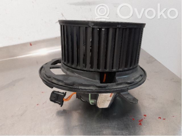 BMW X3 F25 Ventola riscaldamento/ventilatore abitacolo 