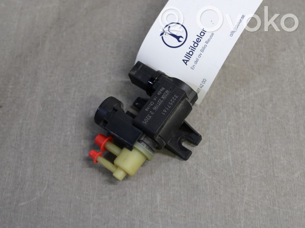 Volvo XC40 Vakuumventil Unterdruckventil Magnetventil