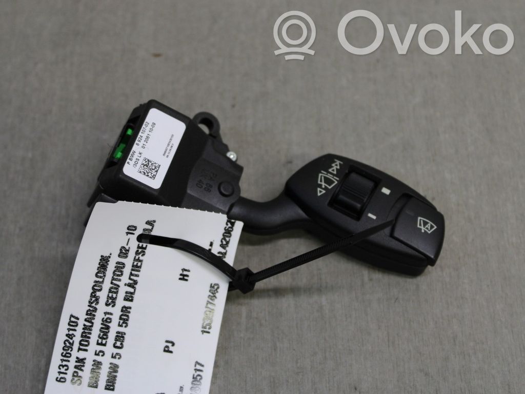 BMW 5 E60 E61 Pyyhkijän vipu 