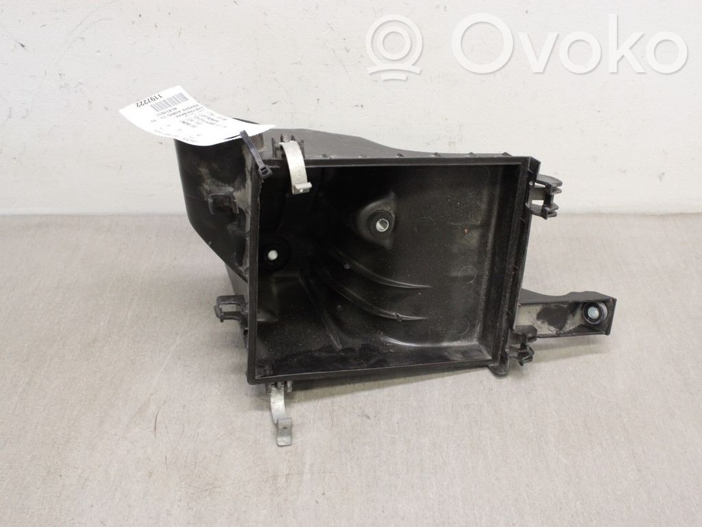 Toyota Auris E180 Luftfilterkasten