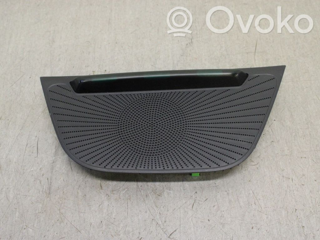 KIA Xceed Moldura del altavoz de la puerta delantera 
