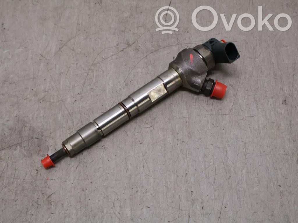 Audi A4 S4 B8 8K Polttoainesuutin 