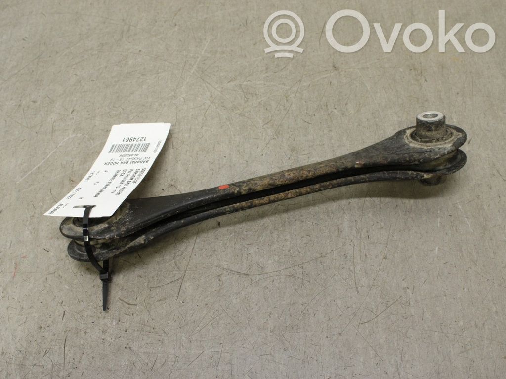 Volkswagen PASSAT B8 Querlenker hinten 