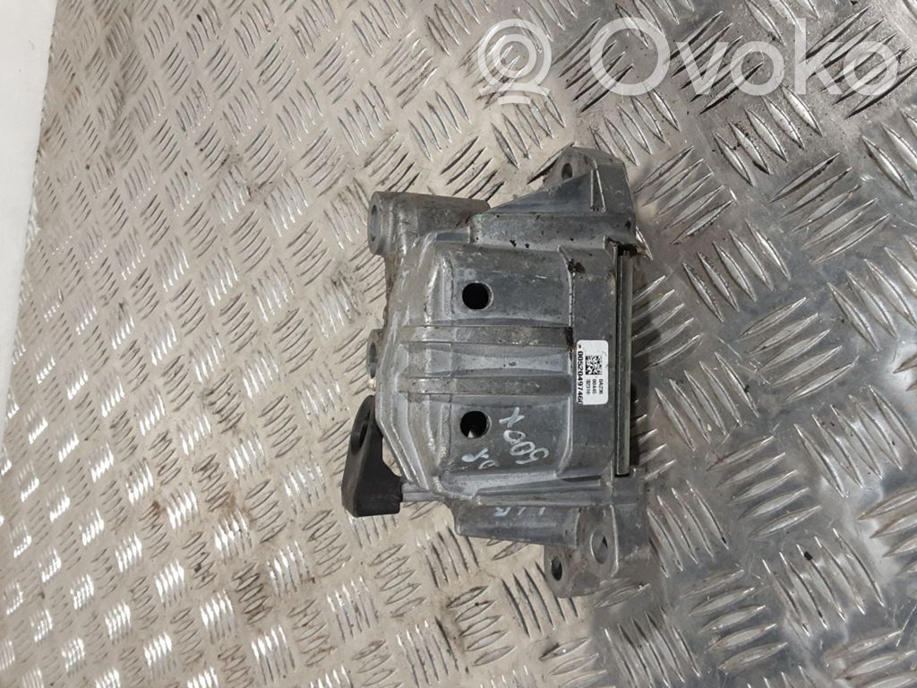 Fiat 500X Engine mount bracket 