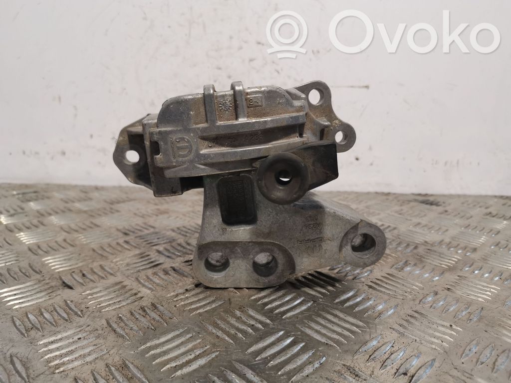 Fiat 500X Engine mount bracket 