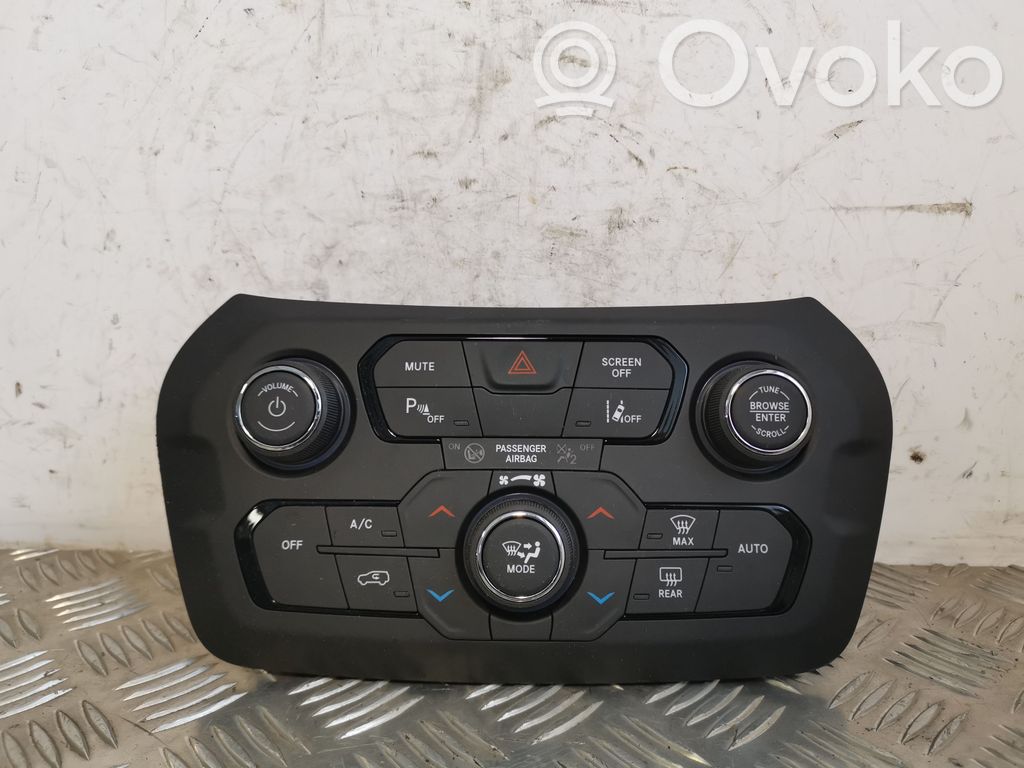Jeep Renegade Climate control unit 