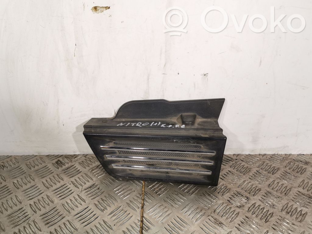 Dodge Nitro Grille d'aile 