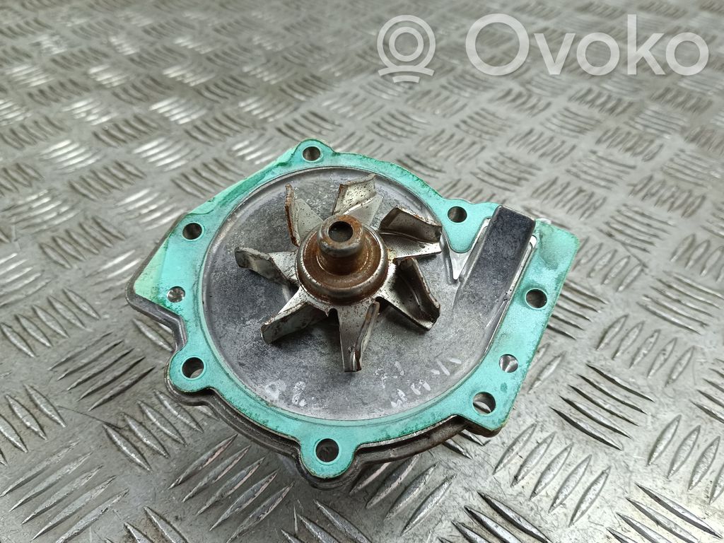 Volvo V40 Cross country Water pump 