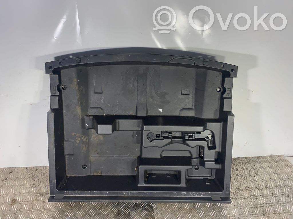 Other trunk/boot trim element