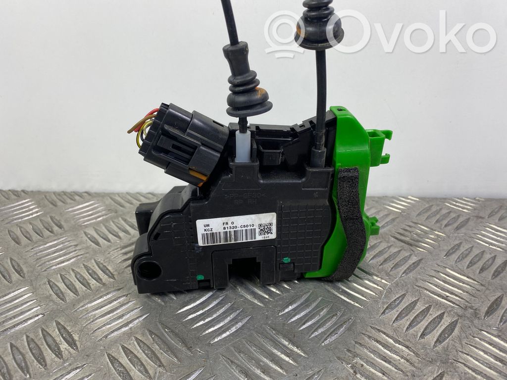 KIA Sorento Front door lock 