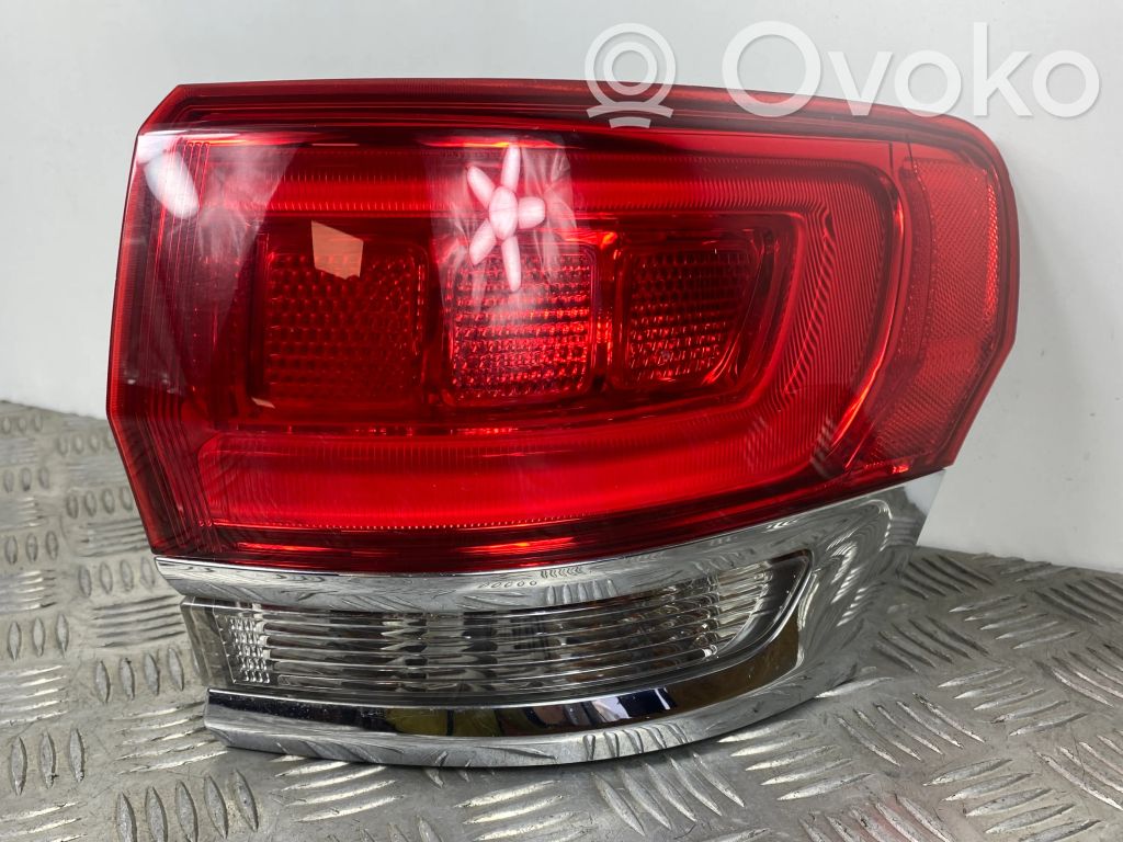 Jeep Grand Cherokee Lampă spate în caroserie 
