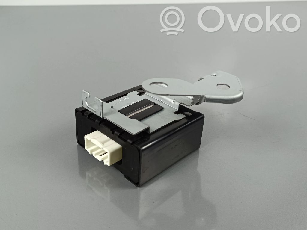 Mitsubishi Eclipse Cross Other control units/modules 
