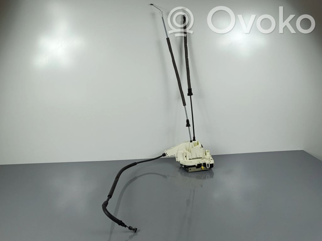 Jeep Cherokee KL Front door lock 