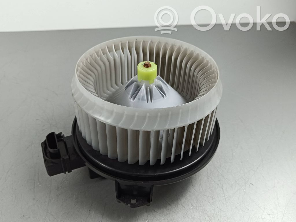 Toyota GT 86 Mazā radiatora ventilators 