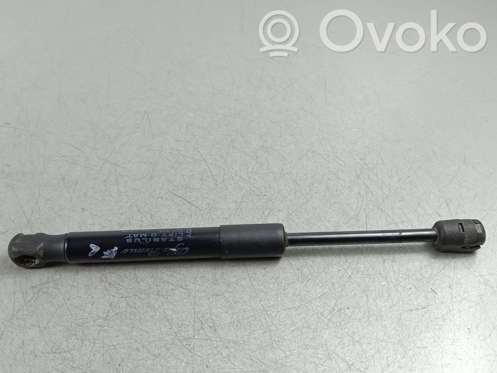 Alfa Romeo Stelvio Amortizatorius variklio dangčio 