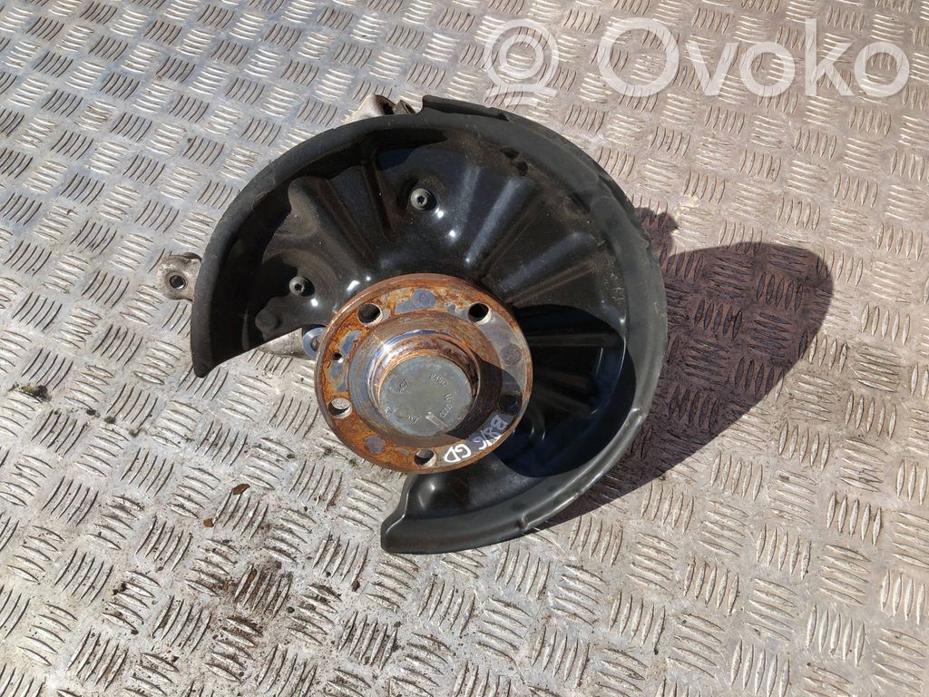 Volkswagen PASSAT B8 Cubo de rueda trasera 