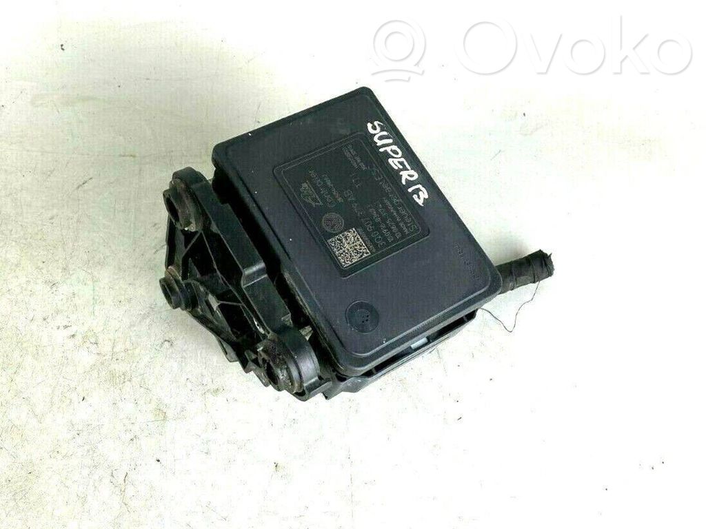 Skoda Superb B8 (3V) ABS bloks 