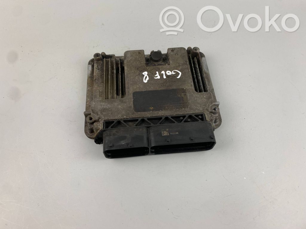 Volkswagen Golf VIII Engine control unit/module 