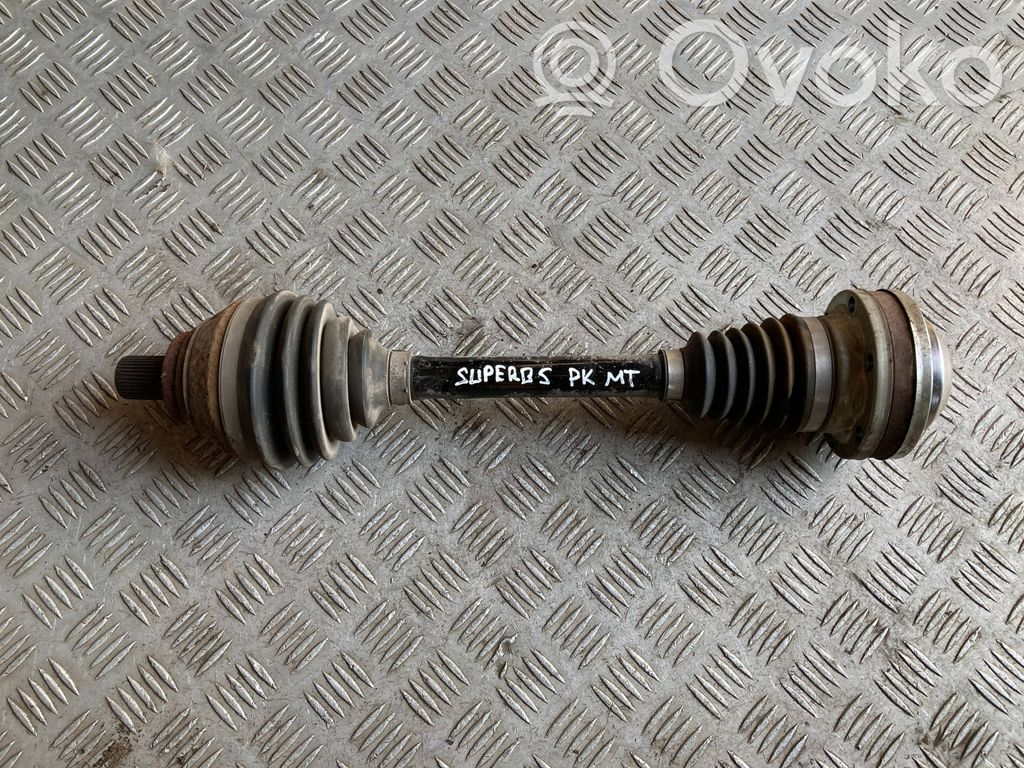 Skoda Superb B8 (3V) Eje de transmisión delantero 