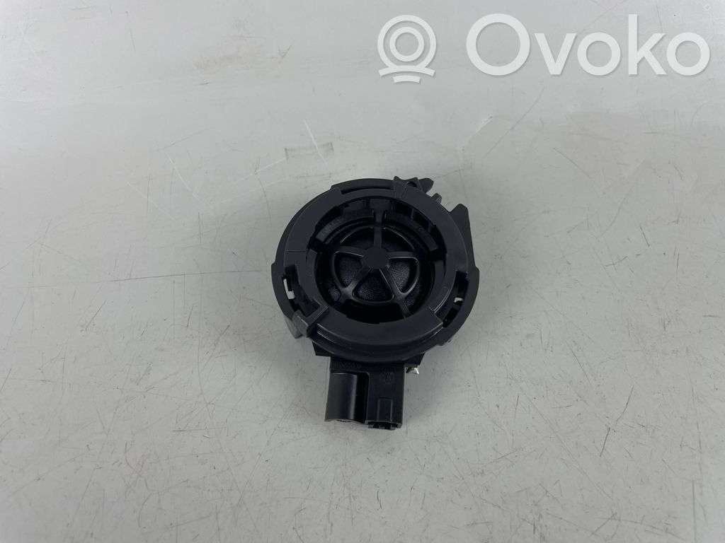 Audi Q3 F3 Front door high frequency speaker 