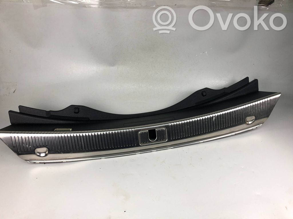 Audi A8 S8 D4 4H Tavaratilan kynnyksen suoja 