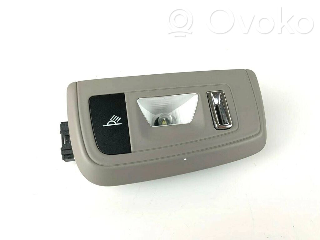 Porsche Panamera (970) Rear seat light 