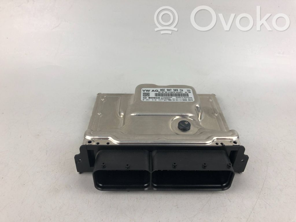 Volkswagen Golf VIII Engine control unit/module 